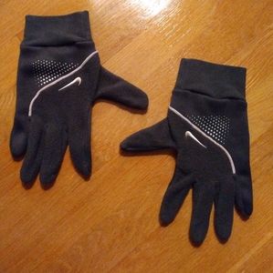 Nike gloves